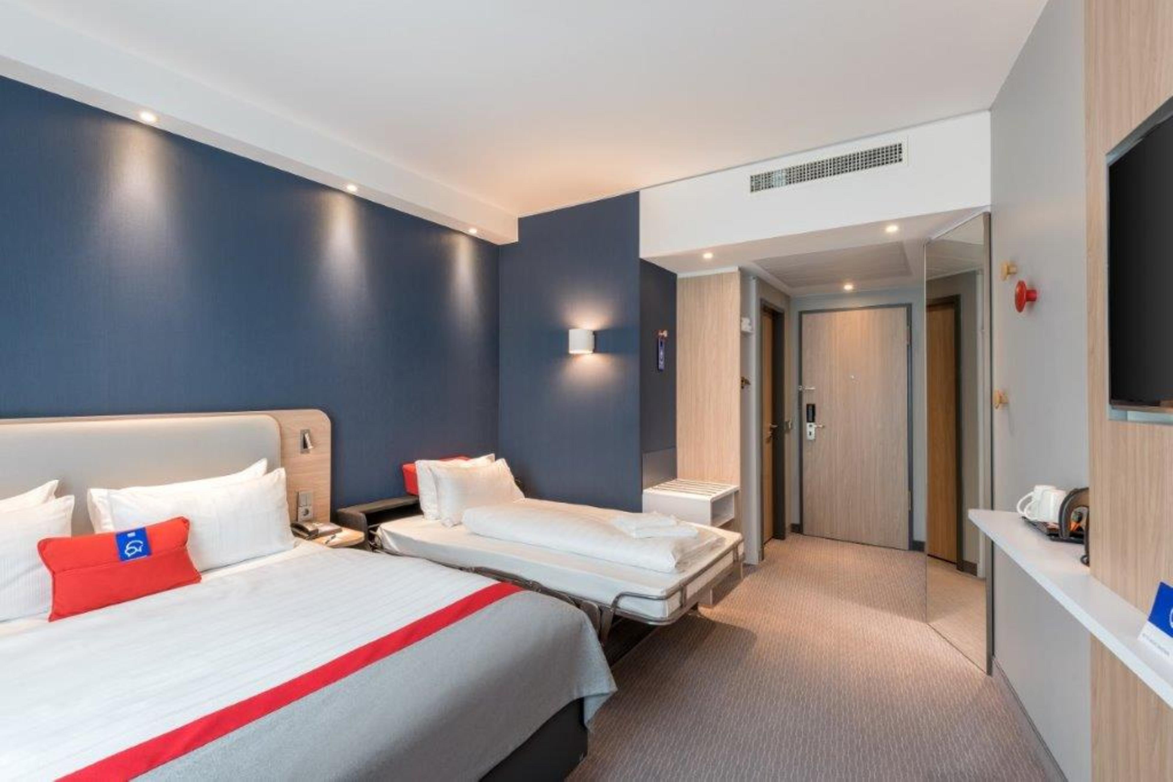 Holiday Inn Express - Sindelfingen By Ihg Ngoại thất bức ảnh