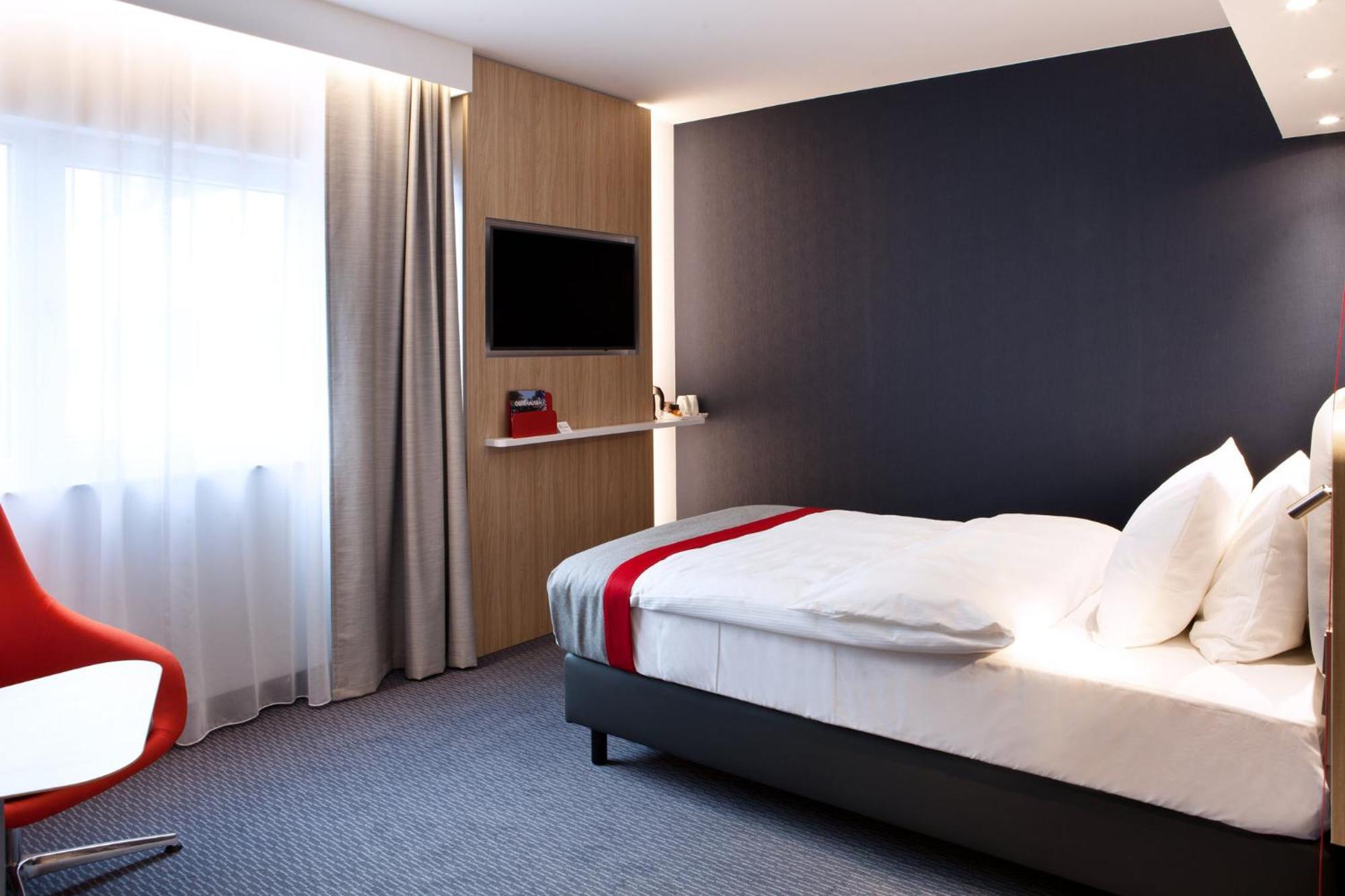 Holiday Inn Express - Sindelfingen By Ihg Ngoại thất bức ảnh
