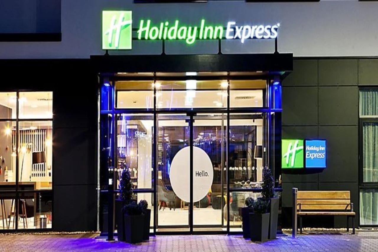 Holiday Inn Express - Sindelfingen By Ihg Ngoại thất bức ảnh