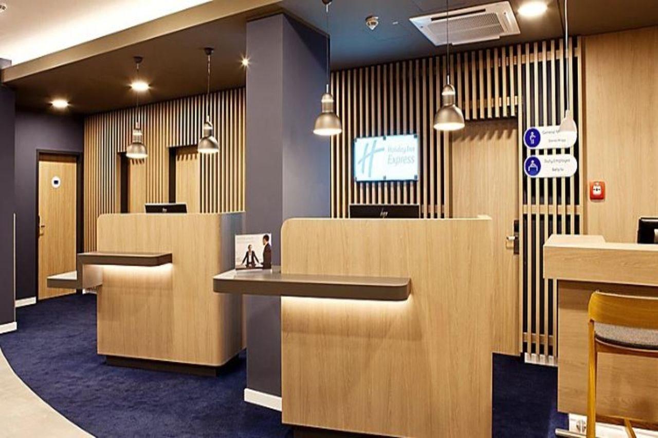 Holiday Inn Express - Sindelfingen By Ihg Ngoại thất bức ảnh